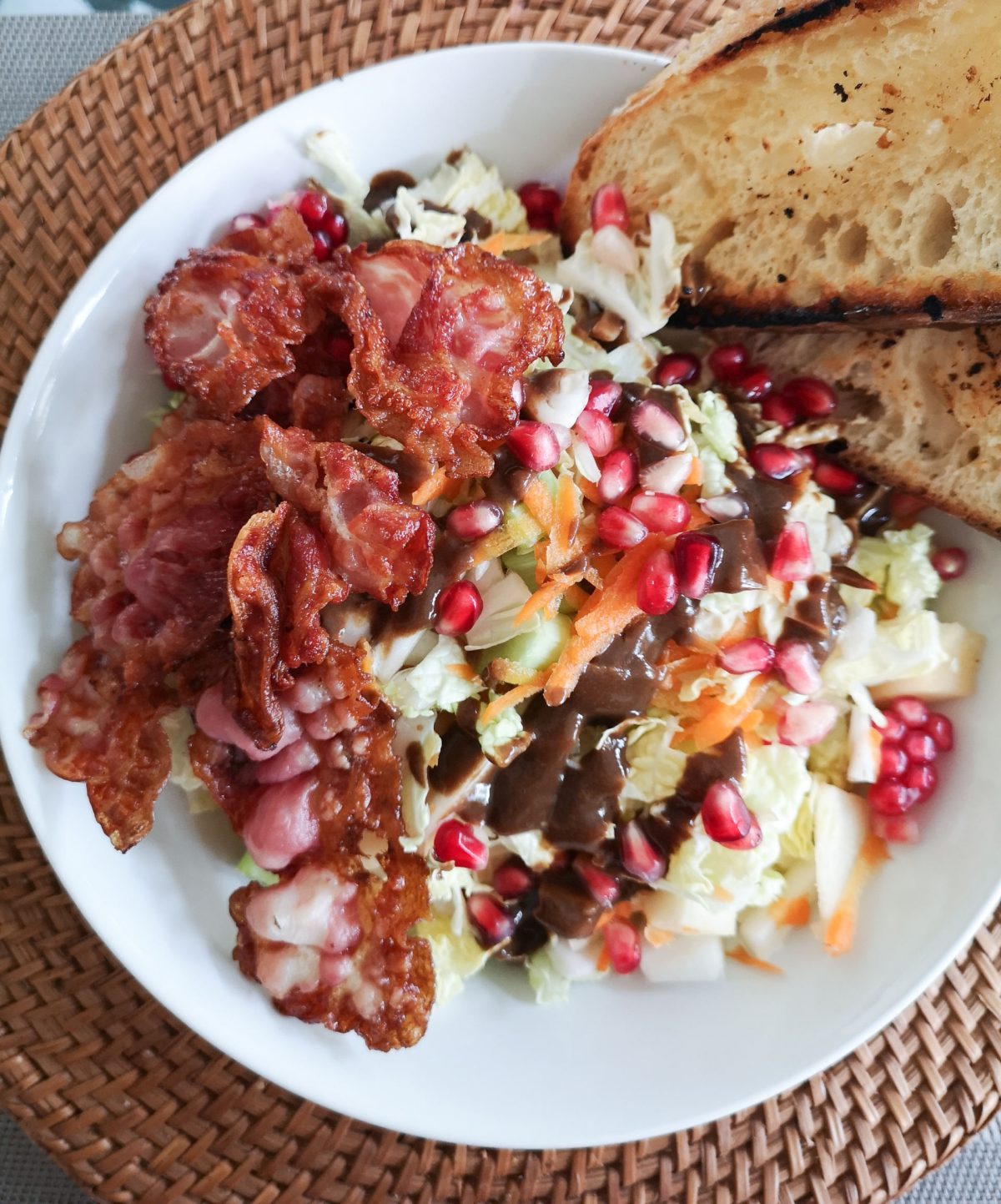 Herbstlicher Salat mit Sesam-Dressing | Lieblingsspeise | Foodblog | Martina Stasny