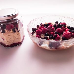 Overnight Oats mit Beeren | Foodblog | Lieblingsspeise.at