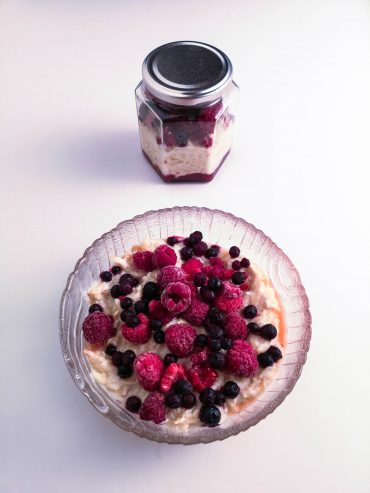 Overnight Oats mit Beeren | Foodblog | Lieblingsspeise.at