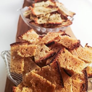 Brotchips | Verwertung von altem Brot | Rezept | Foodblog | Lieblingsspeise.at