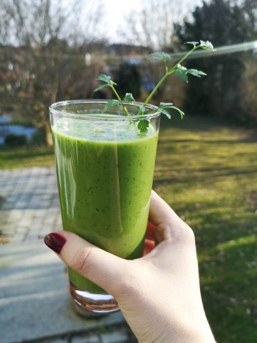 Spinat-Banane-Avocado-Smoothie | Green Smoothie | Rezept | Lieblingsspeise.at