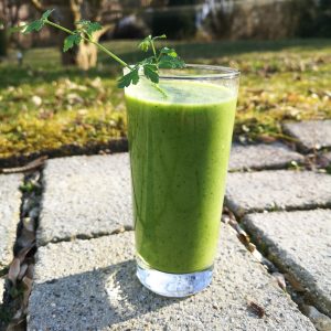 Spinat-Banane-Avocado-Smoothie | Green Smoothie | Rezept | Lieblingsspeise.at