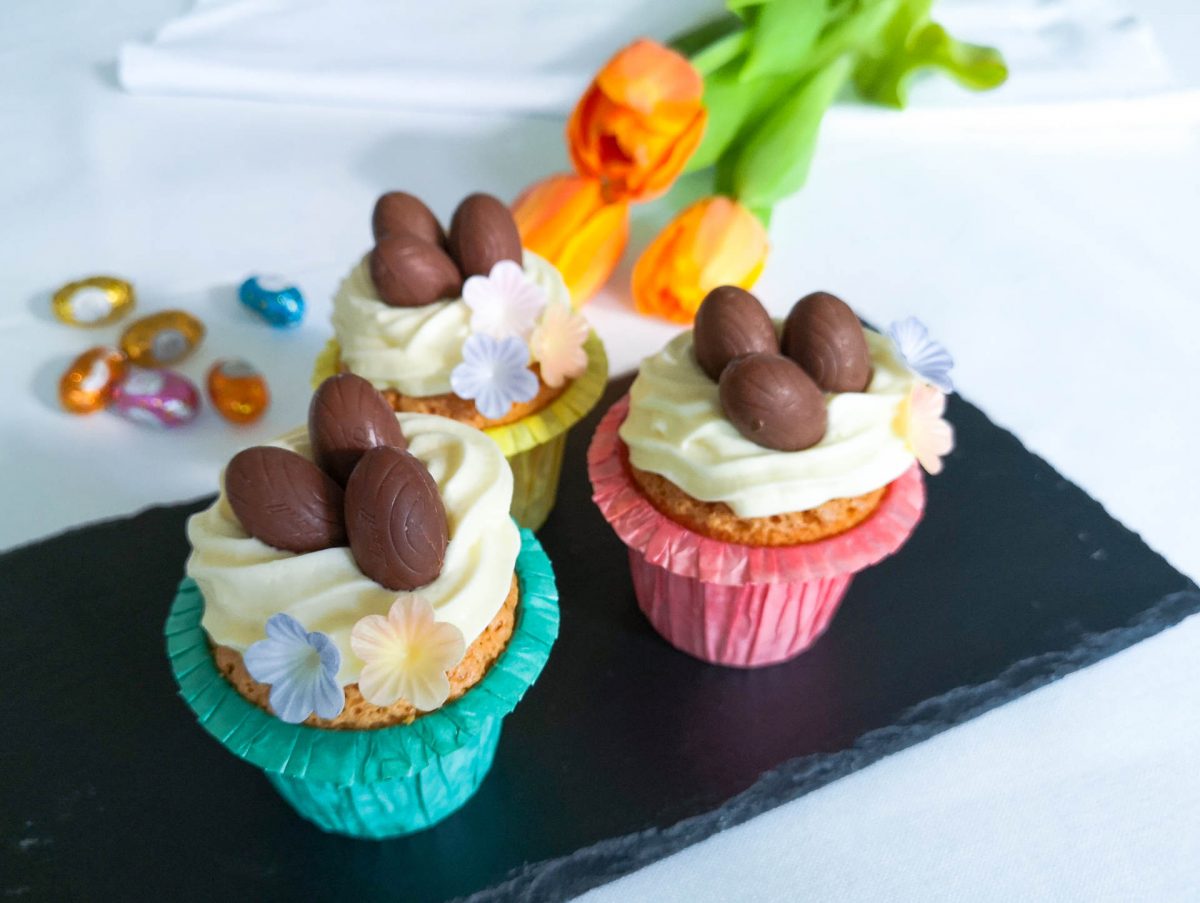 Eierlikör-Cupcakes, ein Osterrezept von Lieblingsspeise